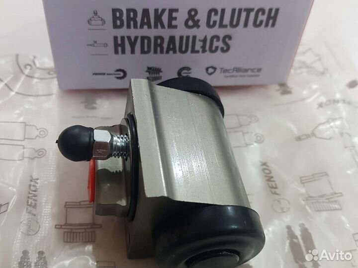 Renault Logan колесный тормозной цилиндр с абс