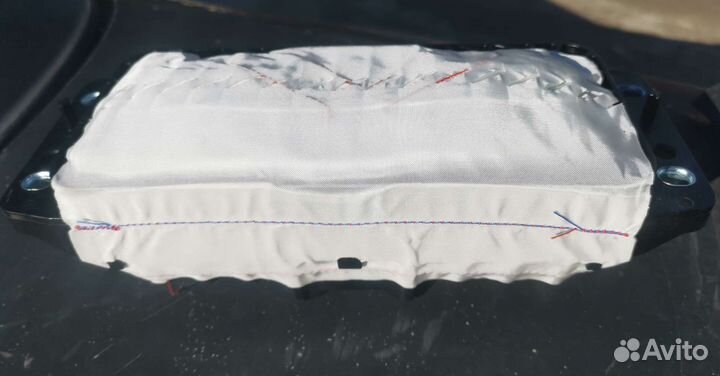 Airbag пассажира Volkswagen Tiguan 2016