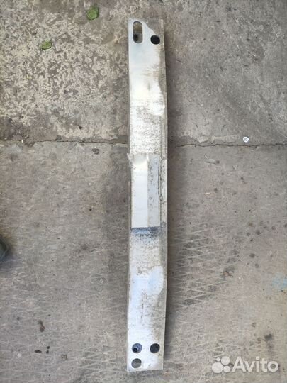 Усилитель заднего бампера Nissan Murano Z51