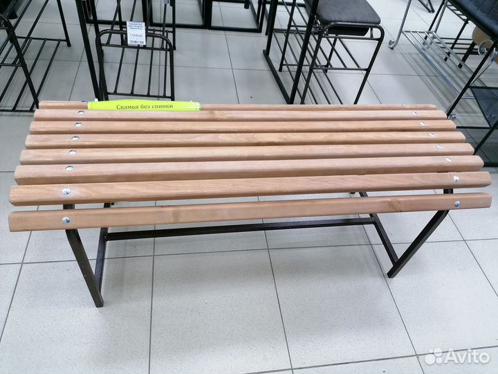 Садовая скамья без спинки