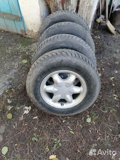 Колеса на ниву