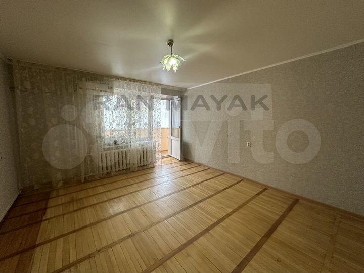 4-к. квартира, 71,4 м², 1/9 эт.