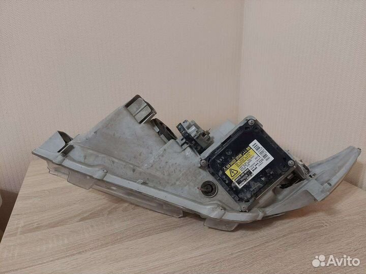 Фары ксенон Toyota Camry 40