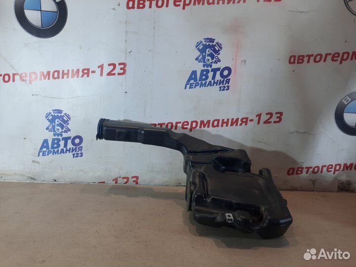 Бачок омывателя Mercedes E350 W212 642.850D 2010