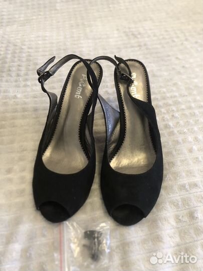 Босоножки женские 38 размер