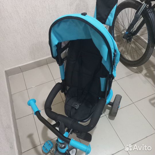 Детский трехколесный велосипед