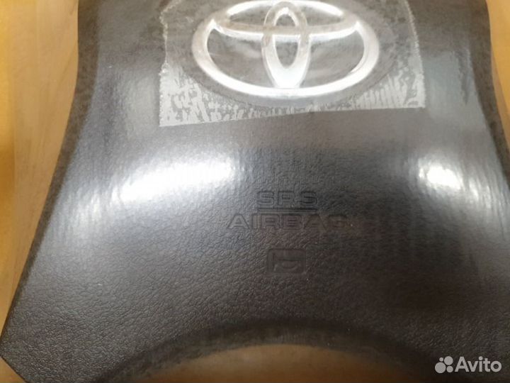 Airbag на руль передний Toyota Hilux 7 2011-2015