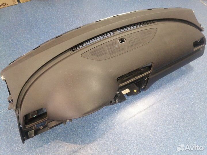 Панель приборов (торпедо ) Volkswagen Passat B6