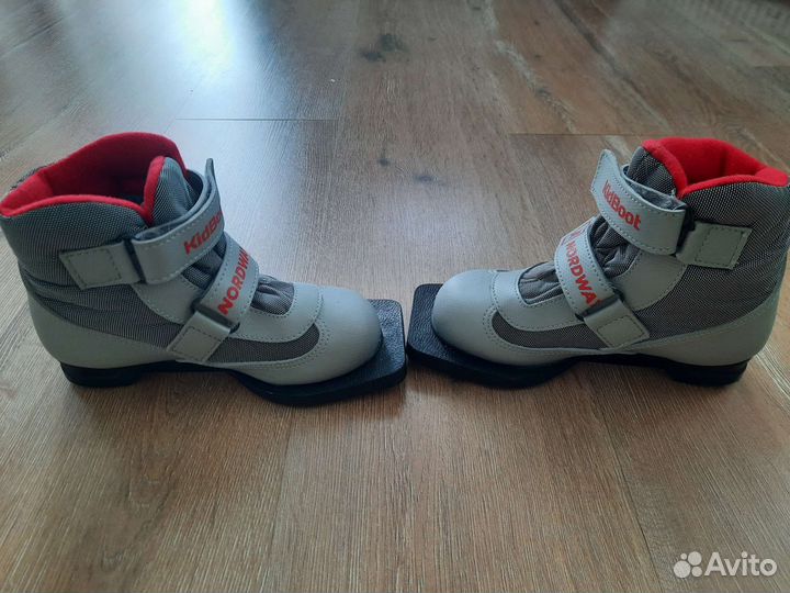 Лыжные ботинки р.29-30