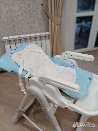 Стульчик для кормления happy baby