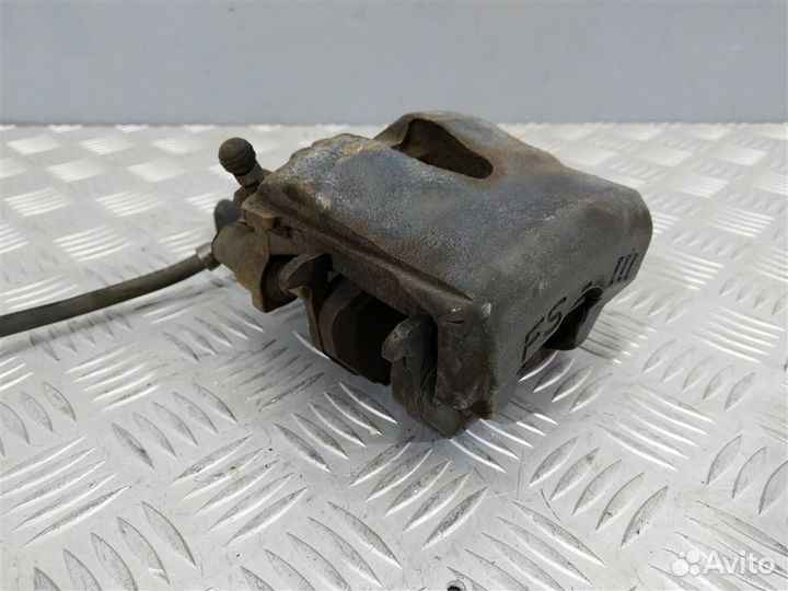 Суппорт передний правый Volkswagen Golf 7 5Q06151