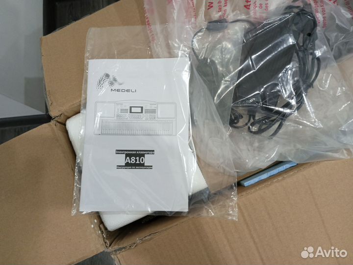 Синтезатор Medeli A810