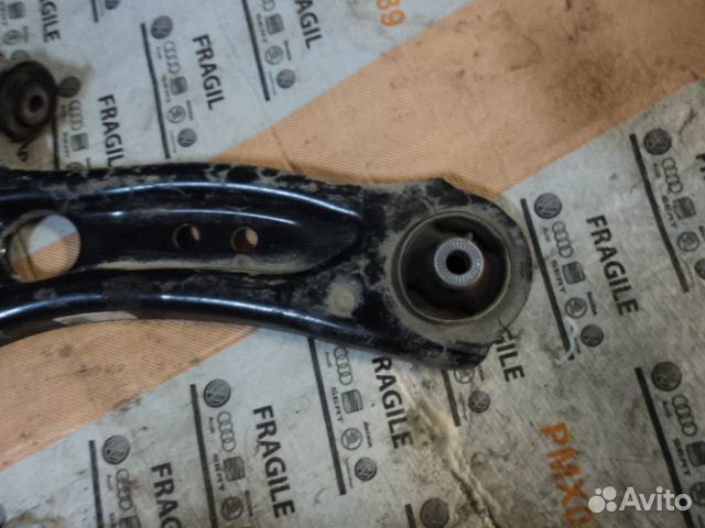 Рычаг передний правый Шкода Октавия А7 Scoda