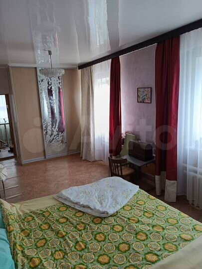 Дом 190 м² на участке 11 сот.