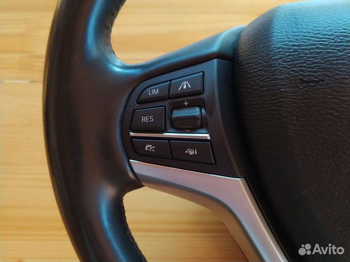 Спортивный руль с BMW X5 F15/F16/F25