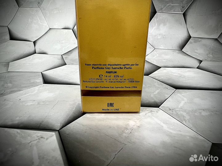 Женские духи Fidji