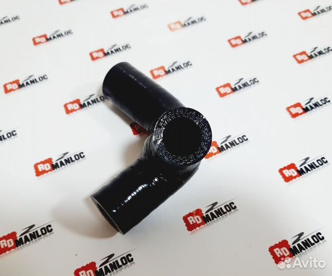 Патрубок силиконовый 06B103221H