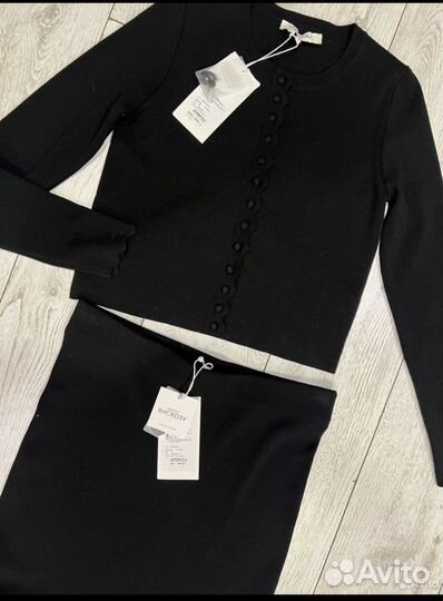 Костюм новый