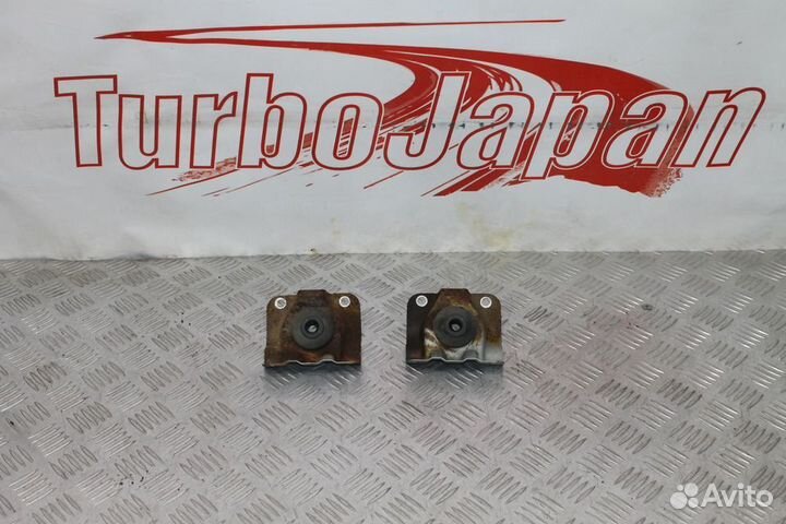 Крепление радиатора Subaru Forester SH Impreza GH