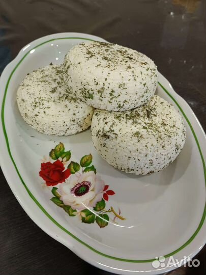 Молоко коровье, козье