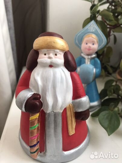 Дед мороз и снегурочка фигурки