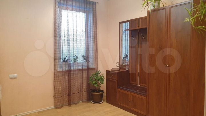 Коттедж 183 м² на участке 12 сот.