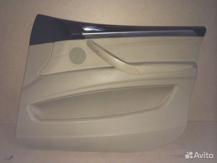 Обшивка двери BMW X5 E70