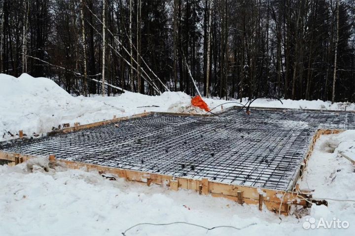 Доставка бетона миксером с лентой