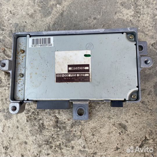 Блок управления рулевой рейкой Colt 2003