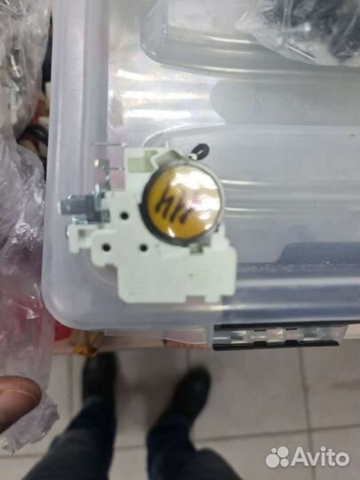 Пусковые реле и еще разные варианты. По фото могу