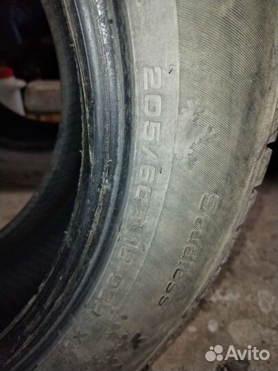 Kumho 852 205/60 R16