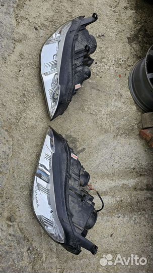 Передние фары BMW X5 E70