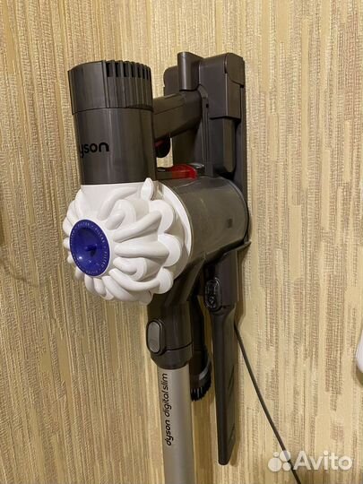 Пылесос Dyson DC62, V6, SV03