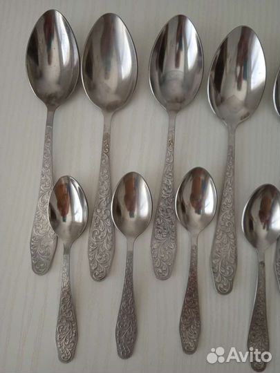 Сахарница, чайник (СССР), ложки,вилки(ссср)