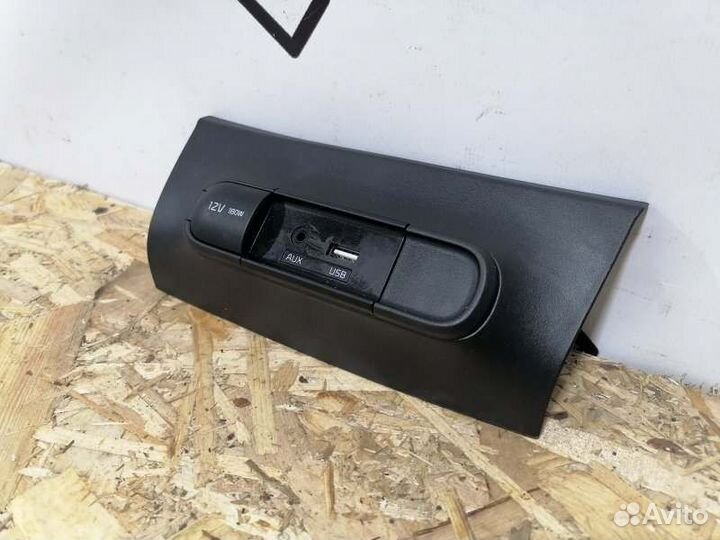 Накладка центральной консоли Kia Soul 2 Рестайл