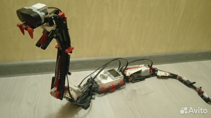 Лего змея-робот