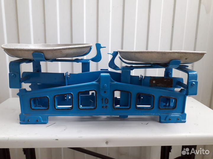 Весы чашечные