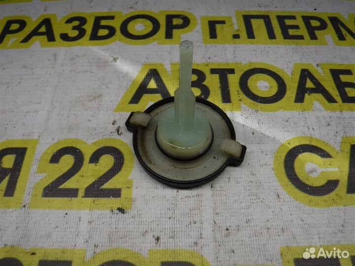 Крышка бачка гидроусилителя Toyota Camry XV10 199