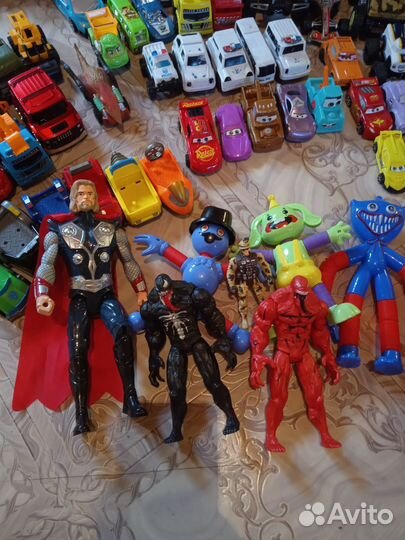 Герои и машинки