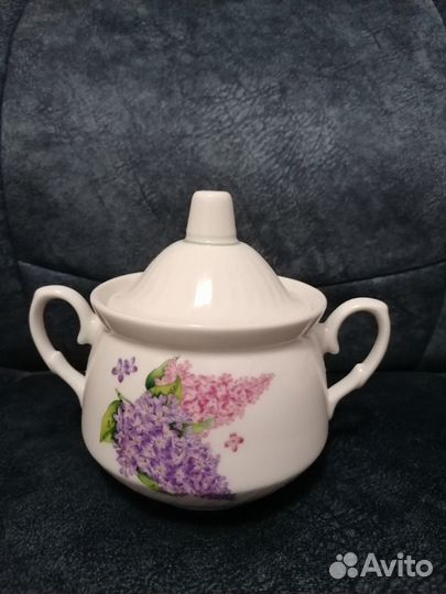 Сахарница фарфоровая с ручками