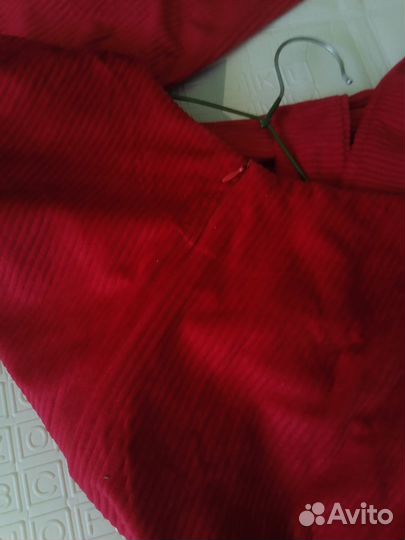 Бархатное красное платье