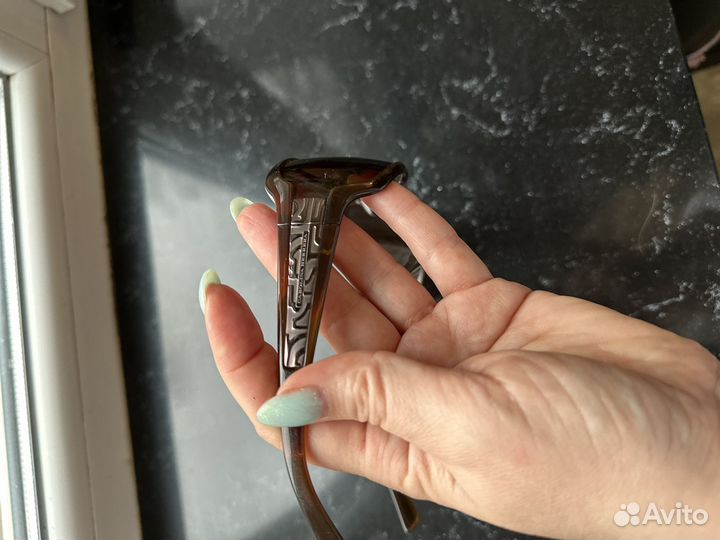 Солнцезащитные очки carolina herrera