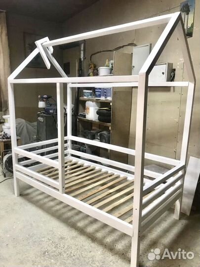 Кровать домик 160*80