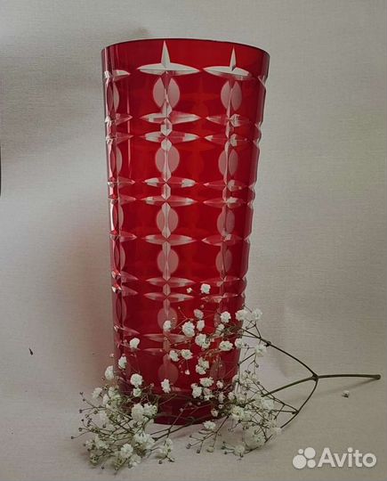 Декоративная ваза хрусталь красная СССР большая