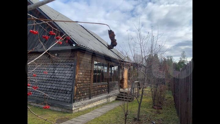 Дача 160 м² на участке 9 сот.