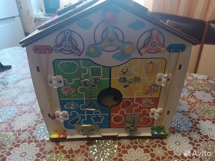 Бизиборд домик со светом большой