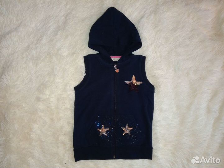 Безрукавка на девочку