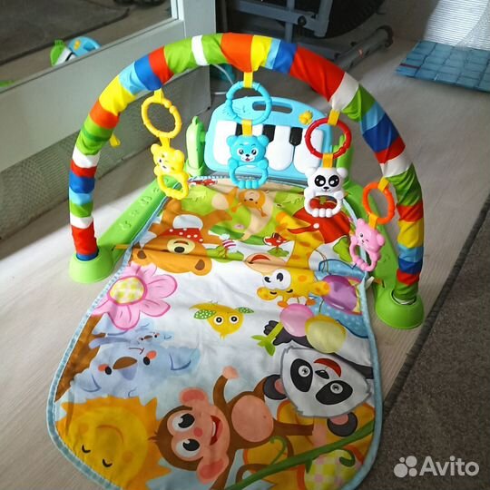Развивающий коврик с пианино