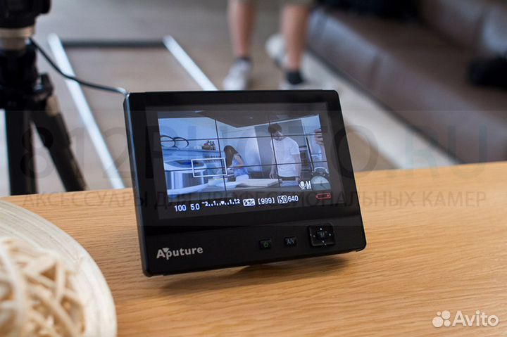 Aputure V-Screen VS-1