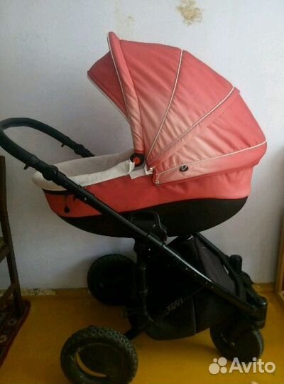 Детская коляска Zippy 3в1